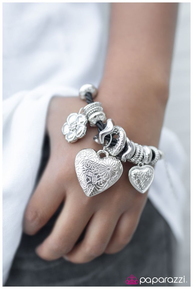 charmingly-charming-p9wh-svbk-037xx