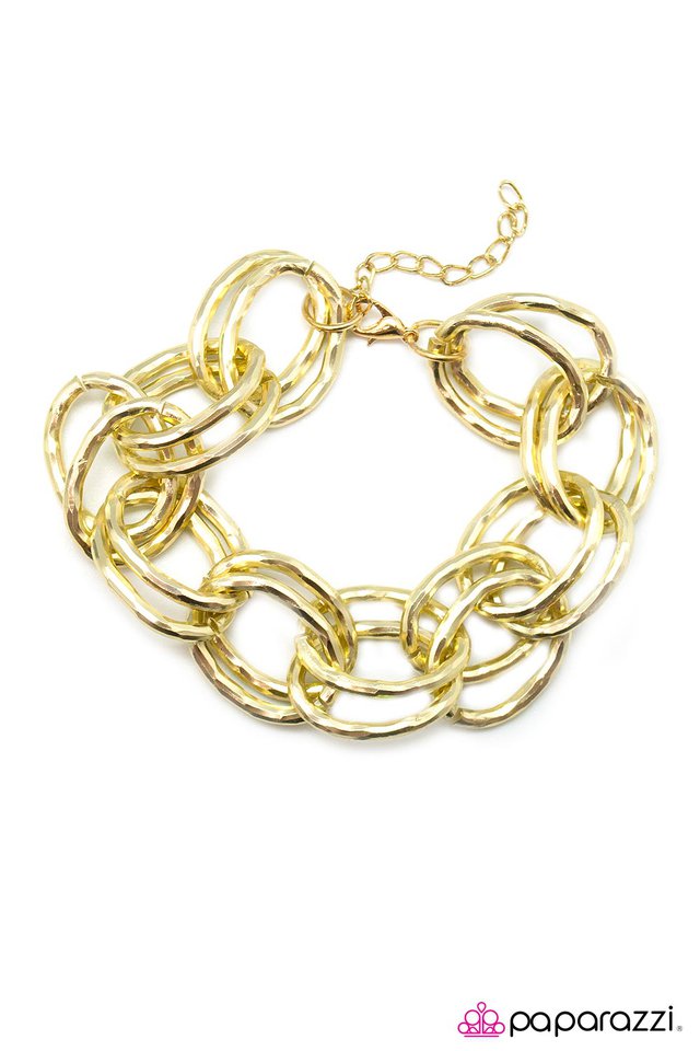 Paparazzi ♥ No Big Deal - Gold ♥ Bracelet
