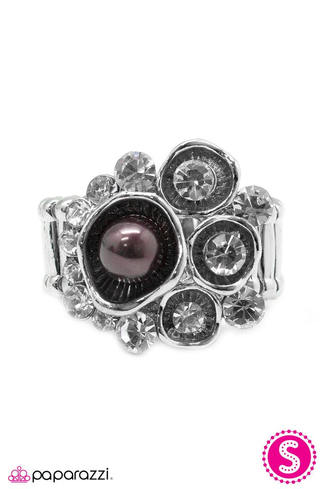 Paparazzi ♥ Dangerously Beautiful - Purple ♥ Ring