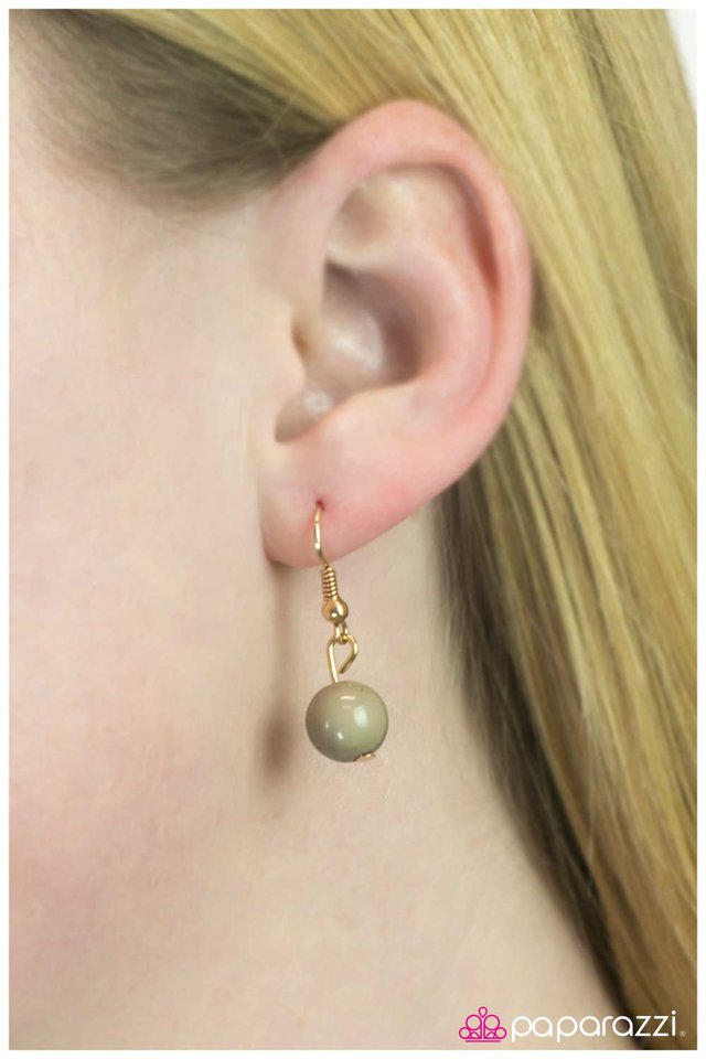 Paparazzi ♥ The Louvre - Multi ♥ Necklace