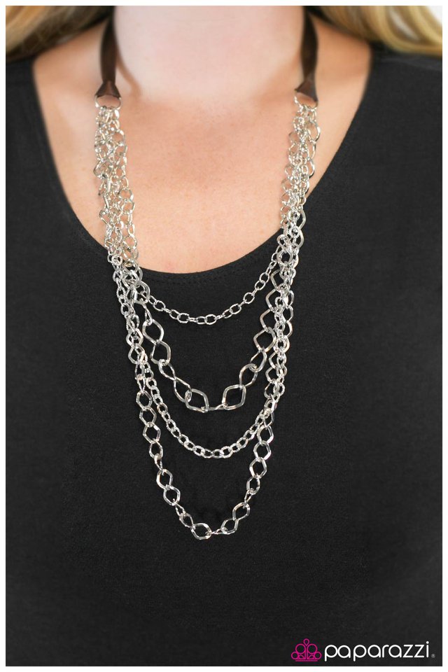 no-strings-attached-brown-p2re-bnxx-039xx
