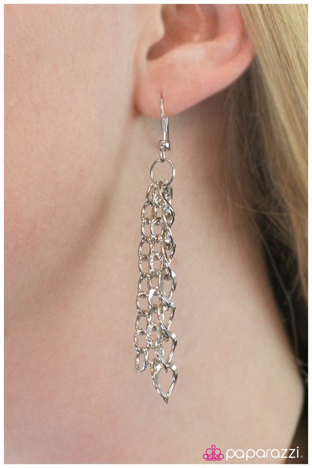 Paparazzi ♥ No Strings Attached - Brown ♥ Necklace
