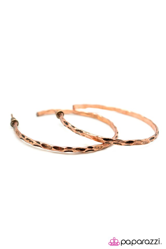 Paparazzi ♥ Lookin Sharp - Copper ♥ Earrings