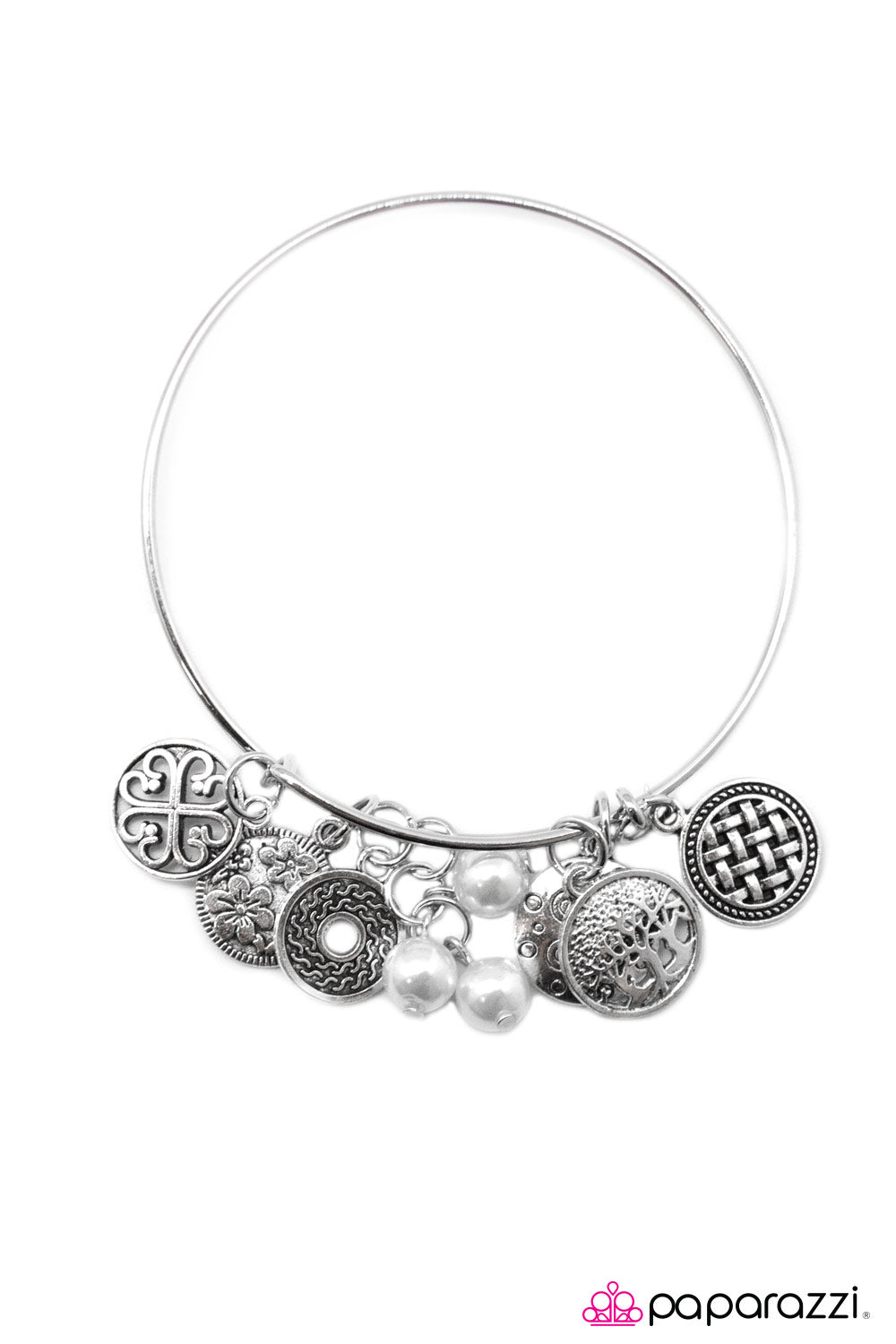 Paparazzi ♥ One-Hit Wonder - White ♥  Bracelet