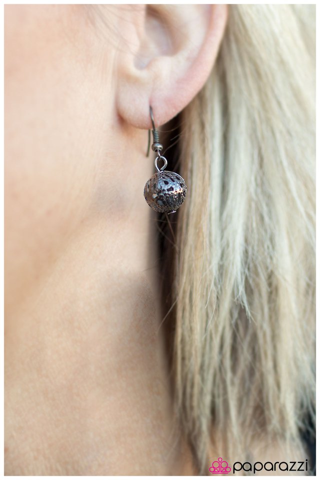 Paparazzi ♥ All Mixed Up - Red ♥ Necklace