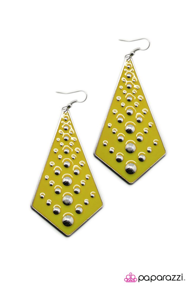 Paparazzi ♥ She-Ra - Green ♥ Earrings
