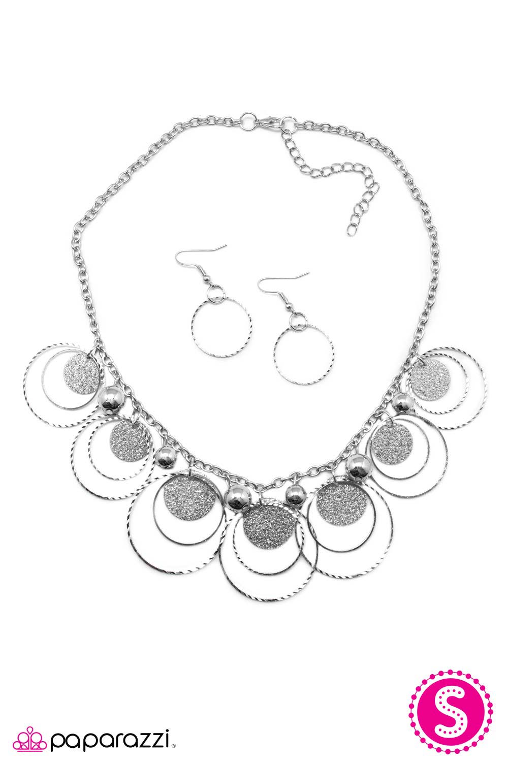 Paparazzi ♥ Lonely No More - Silver ♥  Necklace