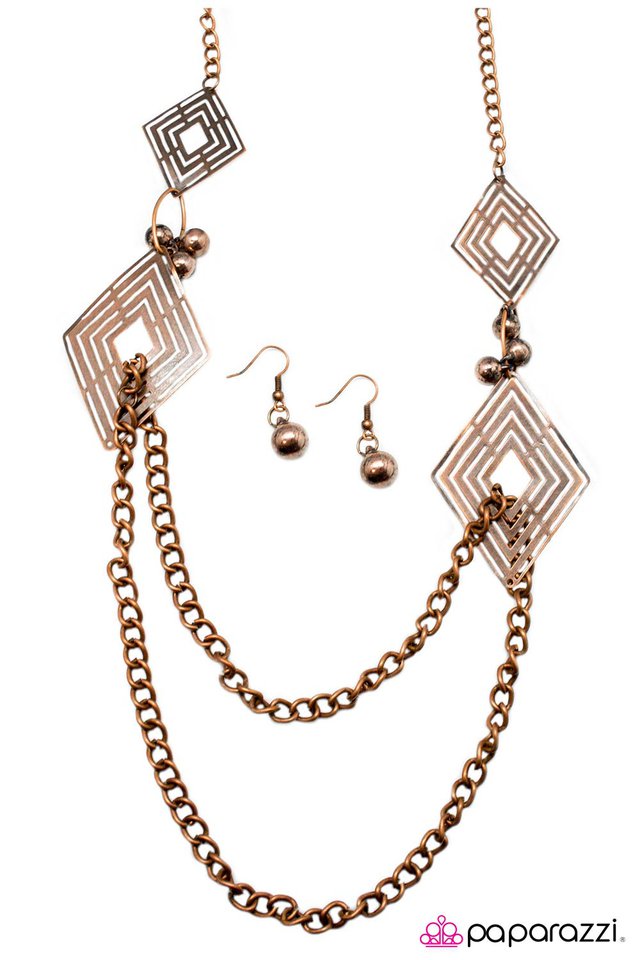 Paparazzi ♥ The Labyrinth - Copper ♥ Necklace
