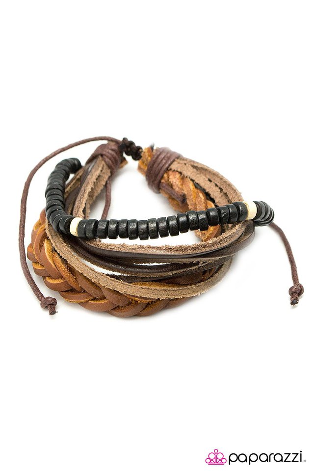 Paparazzi ♥ The Wanderer - Brown ♥ Bracelet