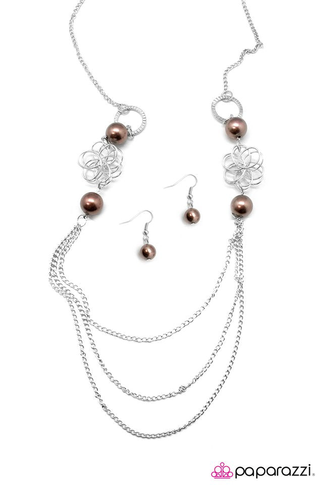 Paparazzi ♥ A Beautiful Diss-aster - Brown ♥ Necklace