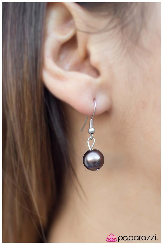 Paparazzi ♥ Life Could Be A Dream - Brown ♥ Necklace