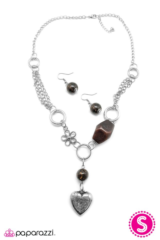 Paparazzi ♥ Vixen - Brown ♥ Necklace