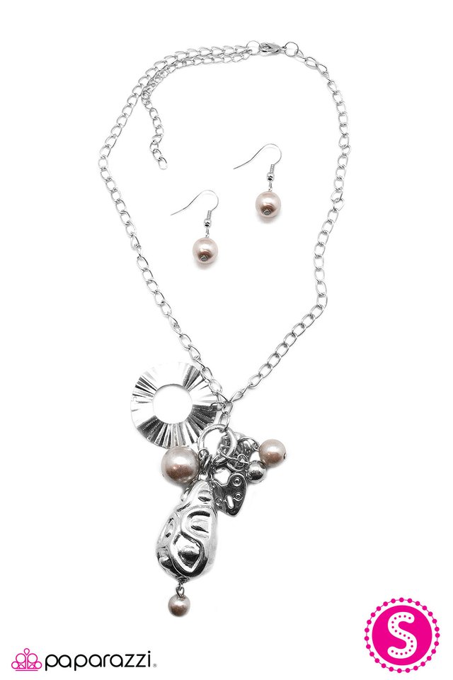 Paparazzi ♥ All In Good Cheer 2 - Brown ♥ Necklace