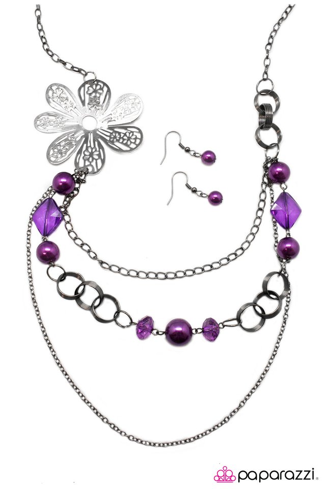 Paparazzi ♥ Life Goes On- Purple ♥ Necklace