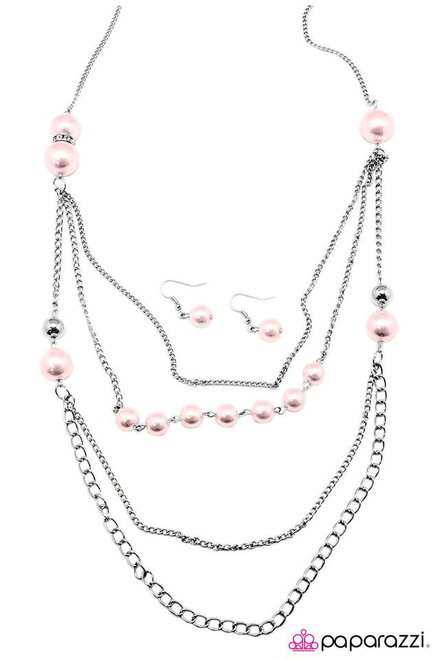 Paparazzi ♥ Dulce Amor - Pink ♥ Necklace