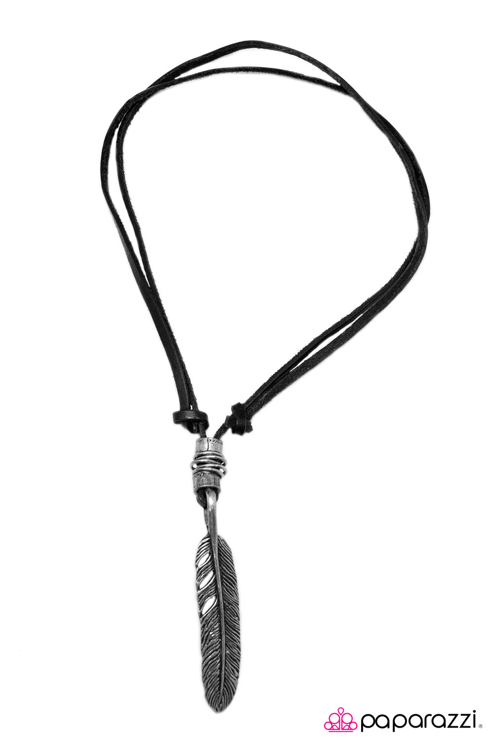 Paparazzi ♥ Looking Fly - Black ♥  Necklace