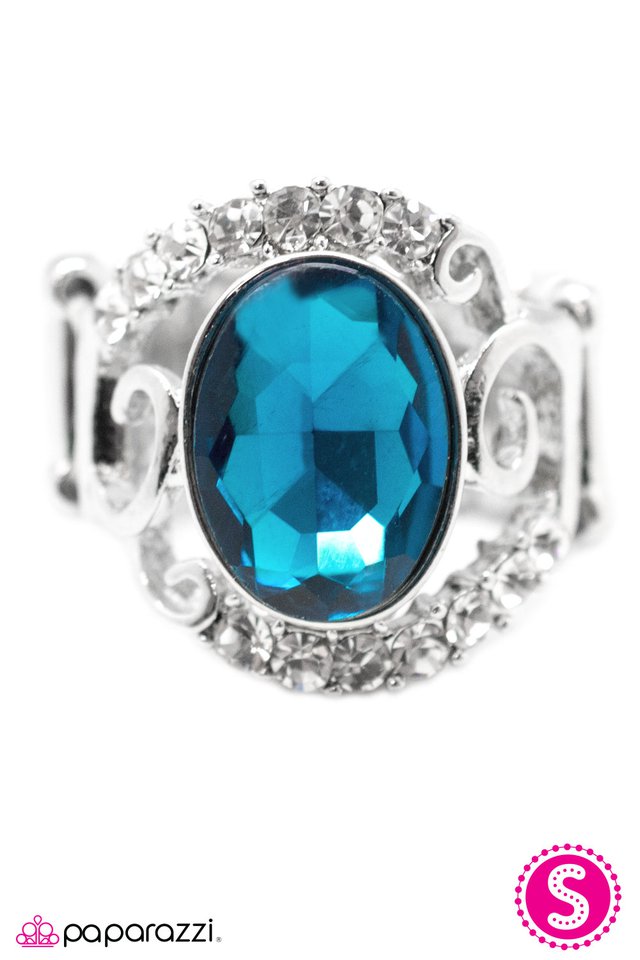 Paparazzi ♥ Strike It Rich - Blue ♥ Ring