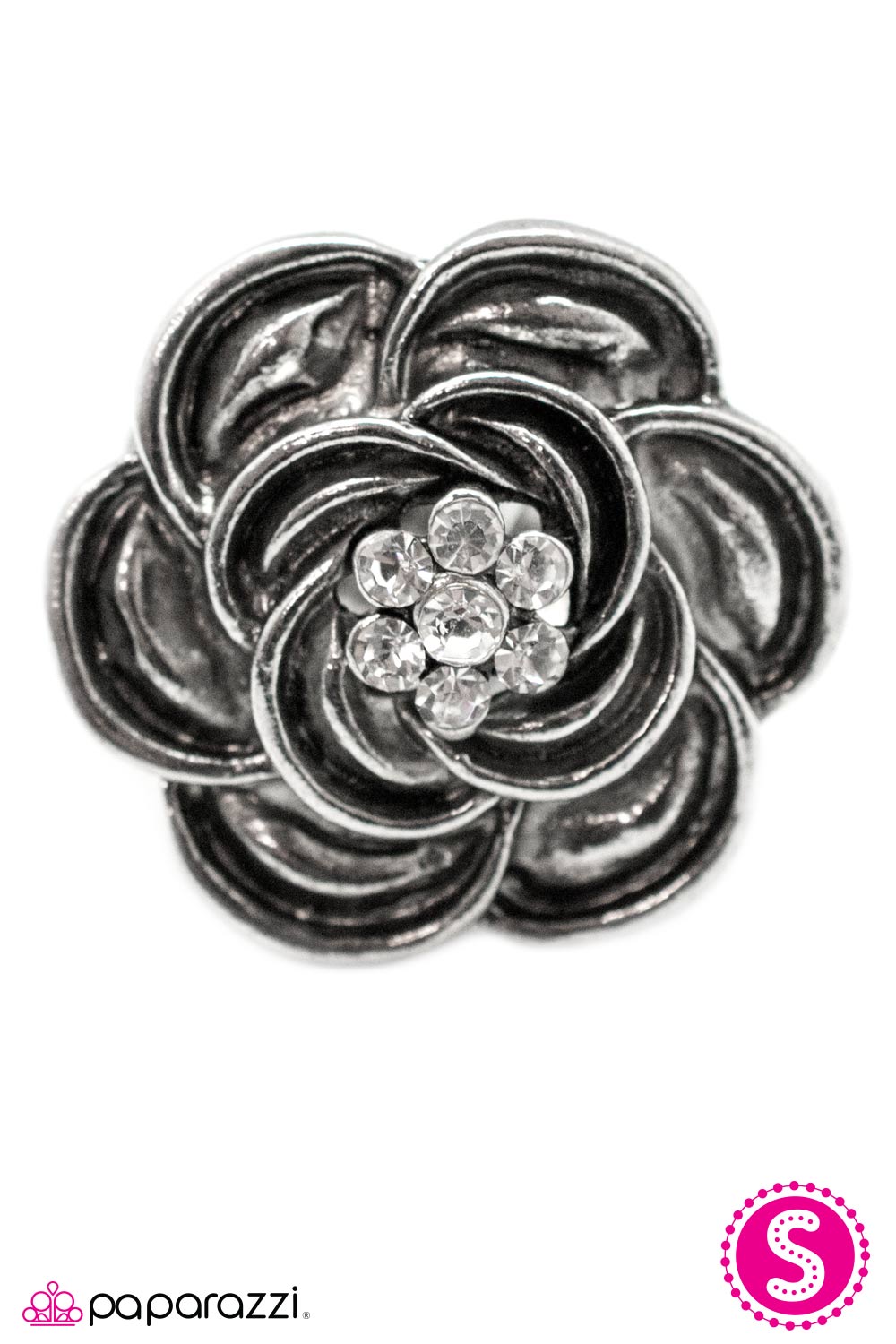 Paparazzi ♥ Summer Nights - White ♥  Ring