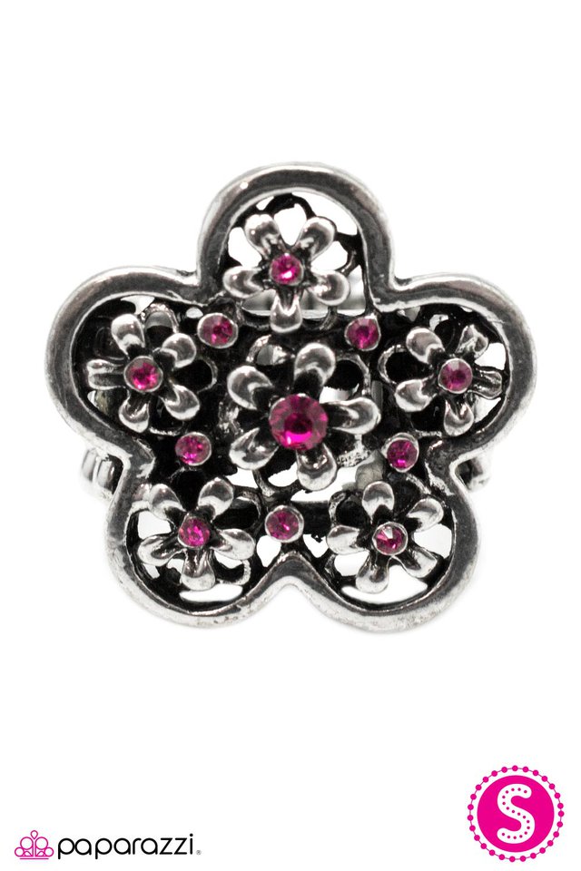 Paparazzi ♥ Goody Two Shoes - Pink ♥ Ring