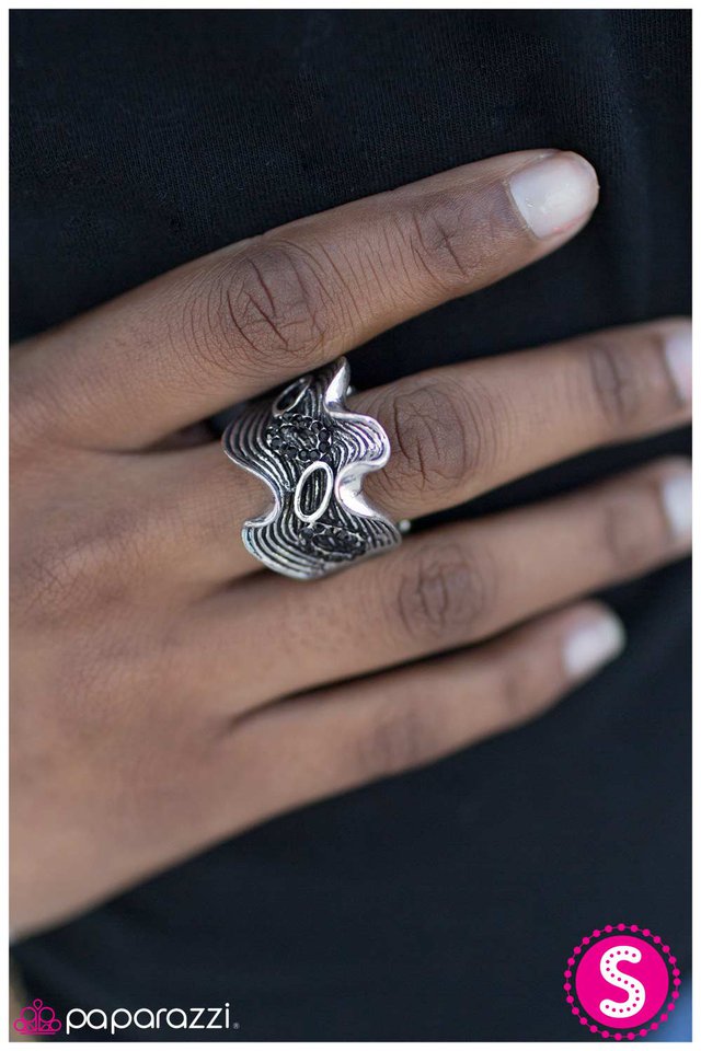 rollin-down-the-river-black-p4in-bkxx-029xx