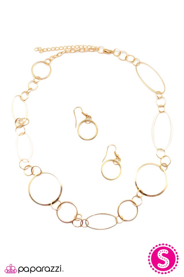 Paparazzi ♥ Jump Around - Gold ♥ Necklace