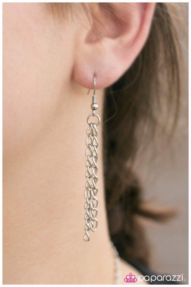 Paparazzi ♥ What A Wonder - Silver ♥ Necklace