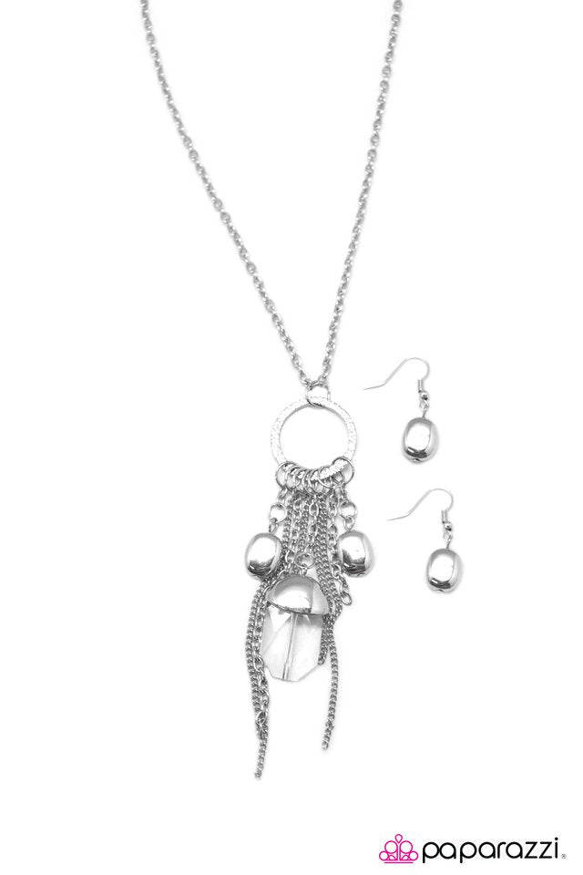 Paparazzi ♥ Sorceress - White ♥ Necklace