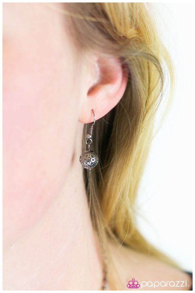 Paparazzi ♥ Tickle Your Fancy - Blue ♥ Necklace