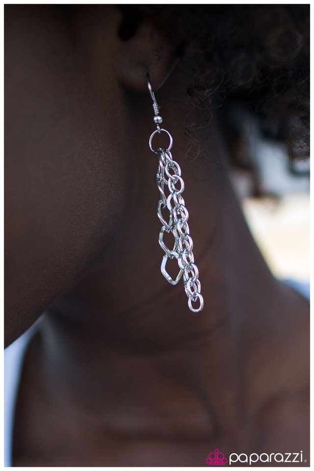 Paparazzi ♥ No Strings Attached - Blue ♥ Necklace