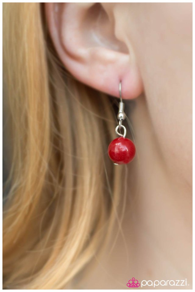 Paparazzi ♥ Take My Breath Away - Red ♥ Necklace