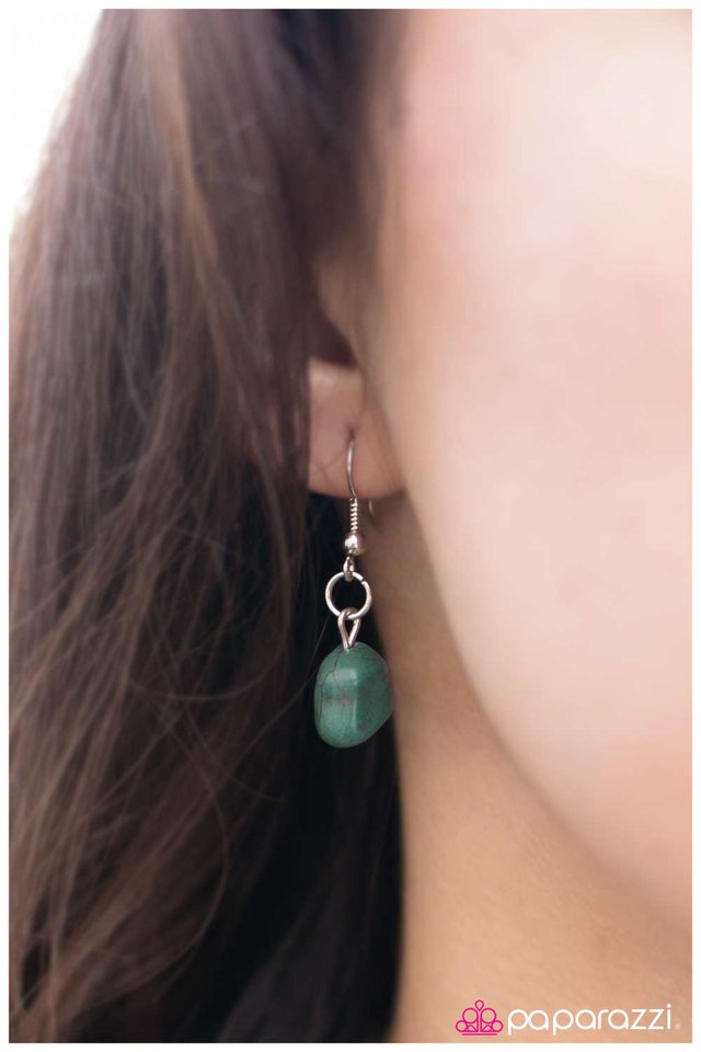 Paparazzi ♥ I Can Fly - Multi ♥ Necklace