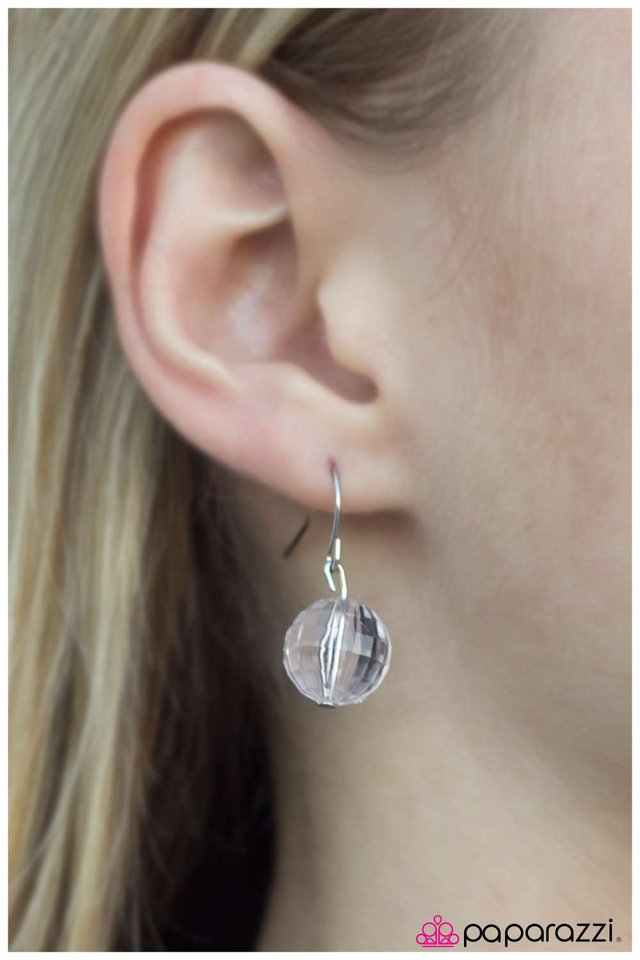 Paparazzi ♥ Lets Start At The Very Beginning - White ♥ Necklace