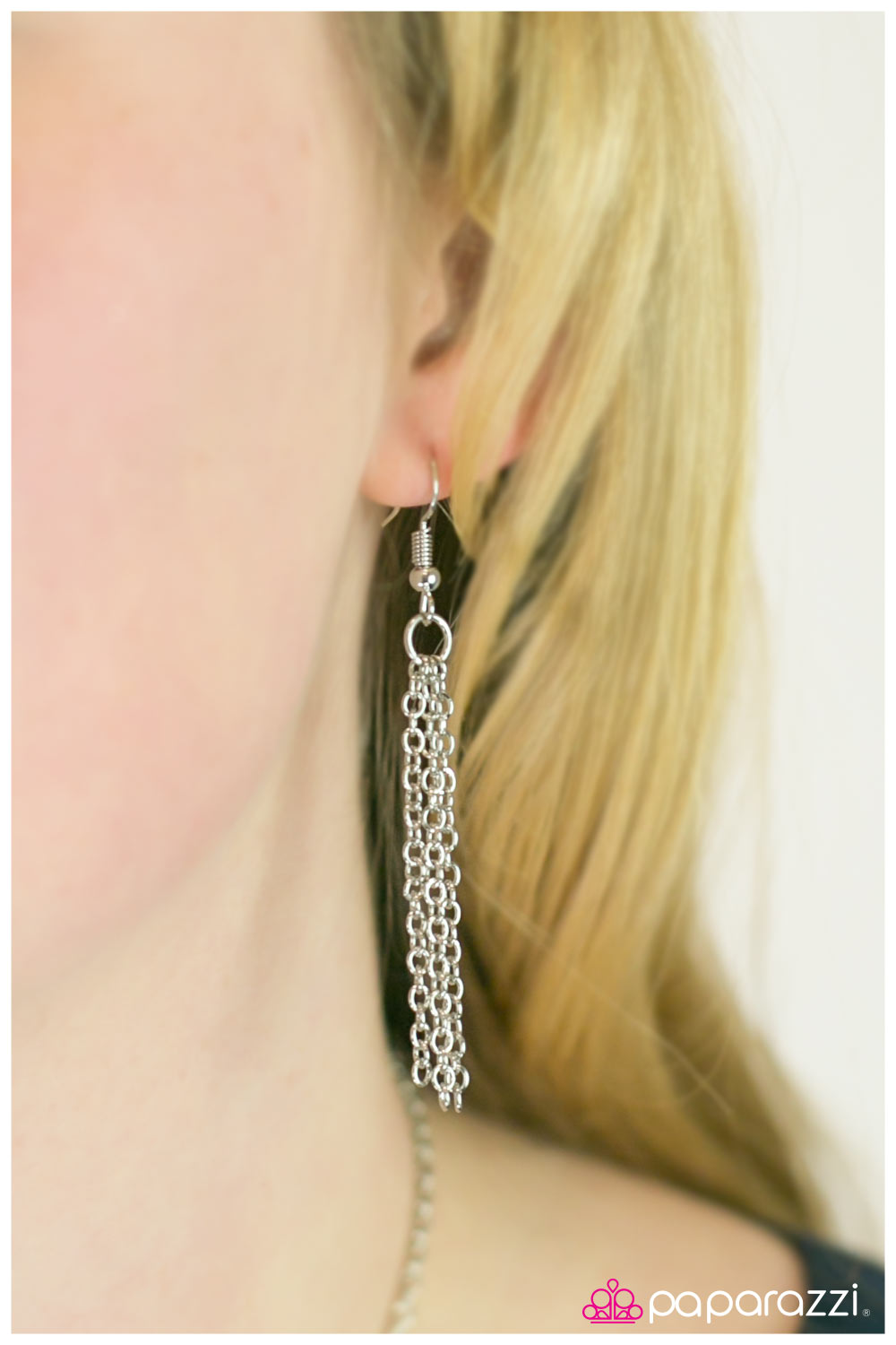 Paparazzi ♥ Keep Stringing You Along - White ♥  Necklace