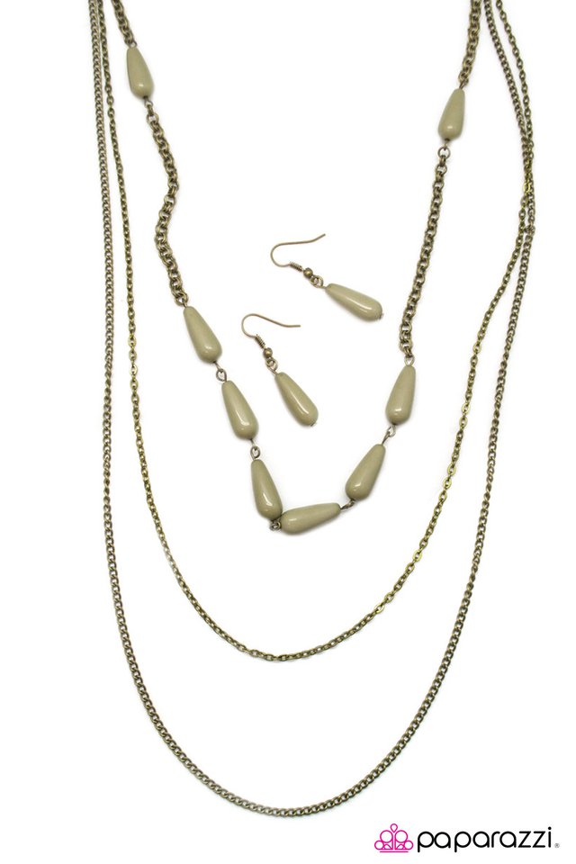 Paparazzi ♥ Fashion Forward - Green ♥ Necklace