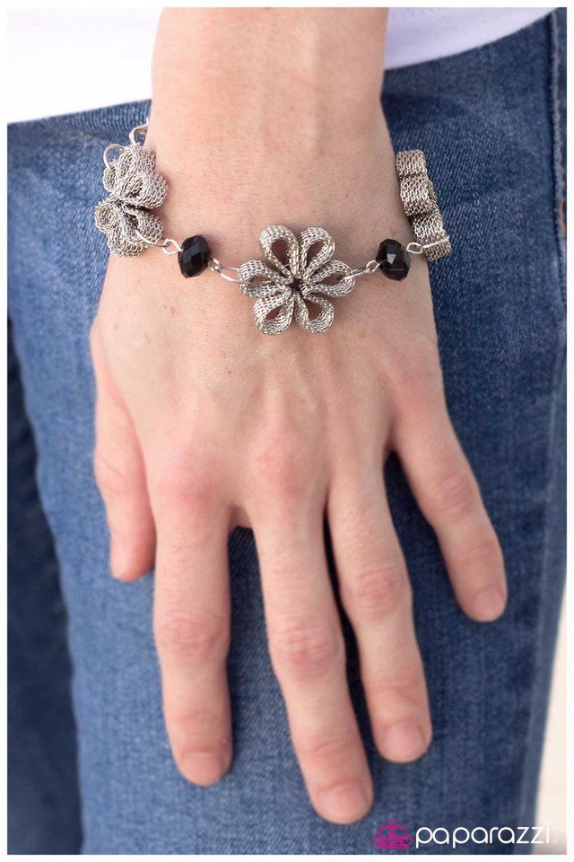 peace-be-with-you-p9wh-bkxx-040xx