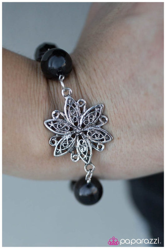 one-more-thing-black-p9wh-bkxx-041xx