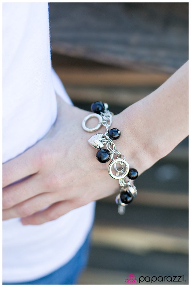 dance-right-into-my-heart-black-p9wh-bkxx-042xx