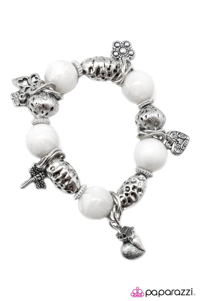 Paparazzi ♥ Come To Think Of It... - White ♥ Bracelet