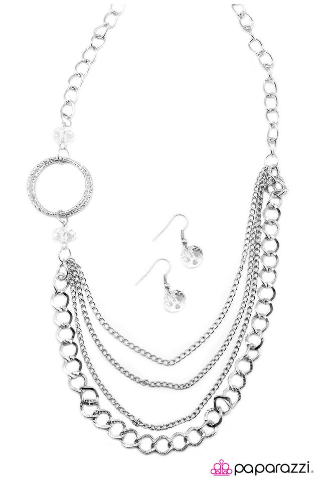 Paparazzi ♥ Totally Worthwhile - White ♥ Necklace