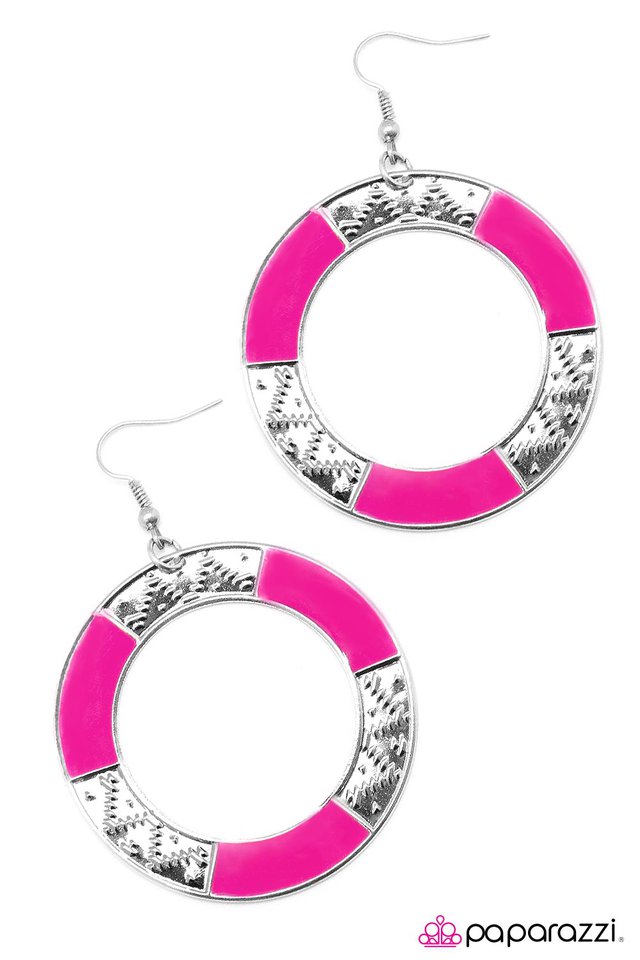 Paparazzi ♥ Beach Babe - Pink ♥ Earrings