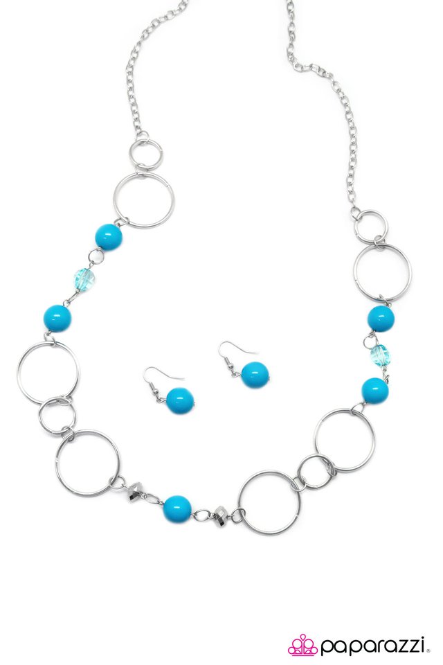 Paparazzi ♥ Keeping Up With The Joneses - Blue ♥ Necklace