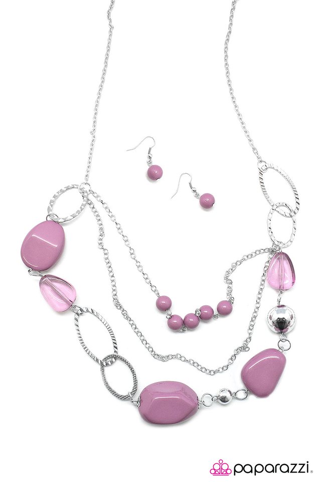 Paparazzi ♥ Easy On The Eyes - Purple ♥ Necklace