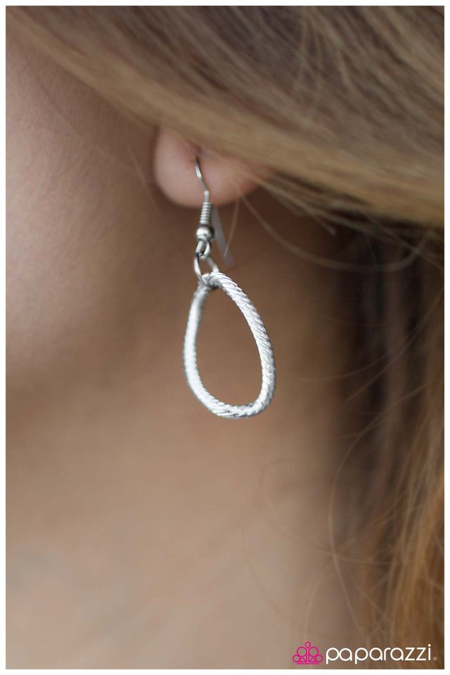 Paparazzi ♥ Stay With Me - Orange ♥ Necklace