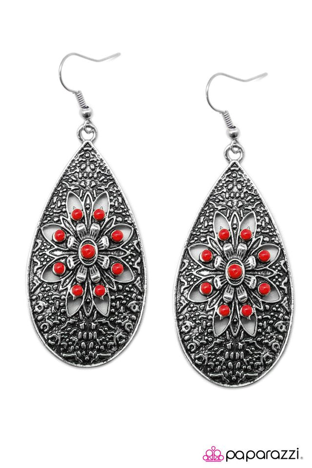 Paparazzi ♥ Day By Day - Red ♥ Earrings