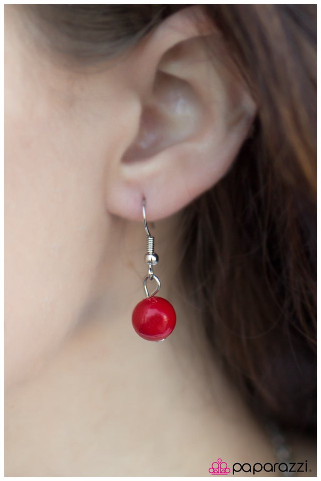 Paparazzi ♥ Commander in Chief - Red ♥ Necklace