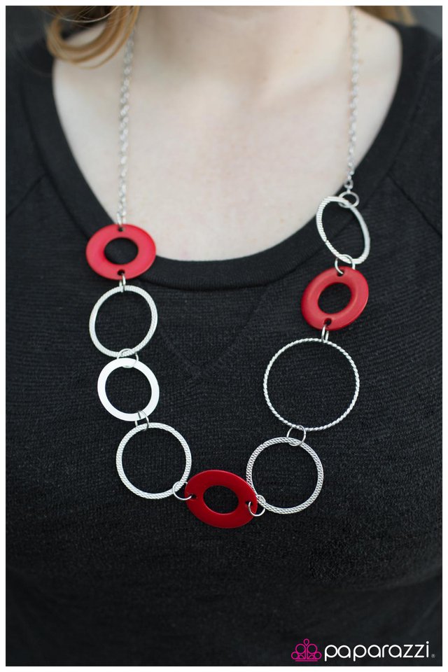 three-ring-circus-red-p2wh-rdxx-072xx