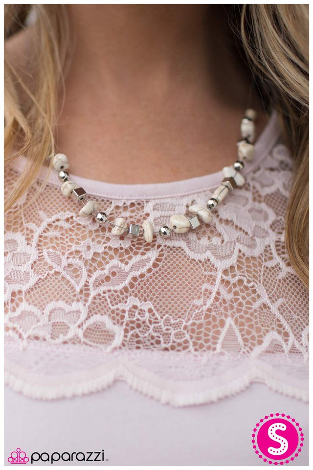 pebble-pow-wow-white-p2se-wtxx-050de