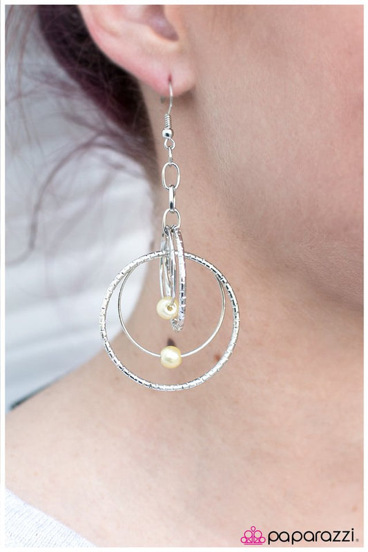 in-your-atmosphere-yellow-p5re-ywxx-024xx