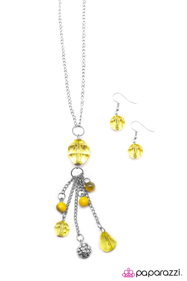 Paparazzi ♥ Crystal Collision - Yellow ♥ Necklace