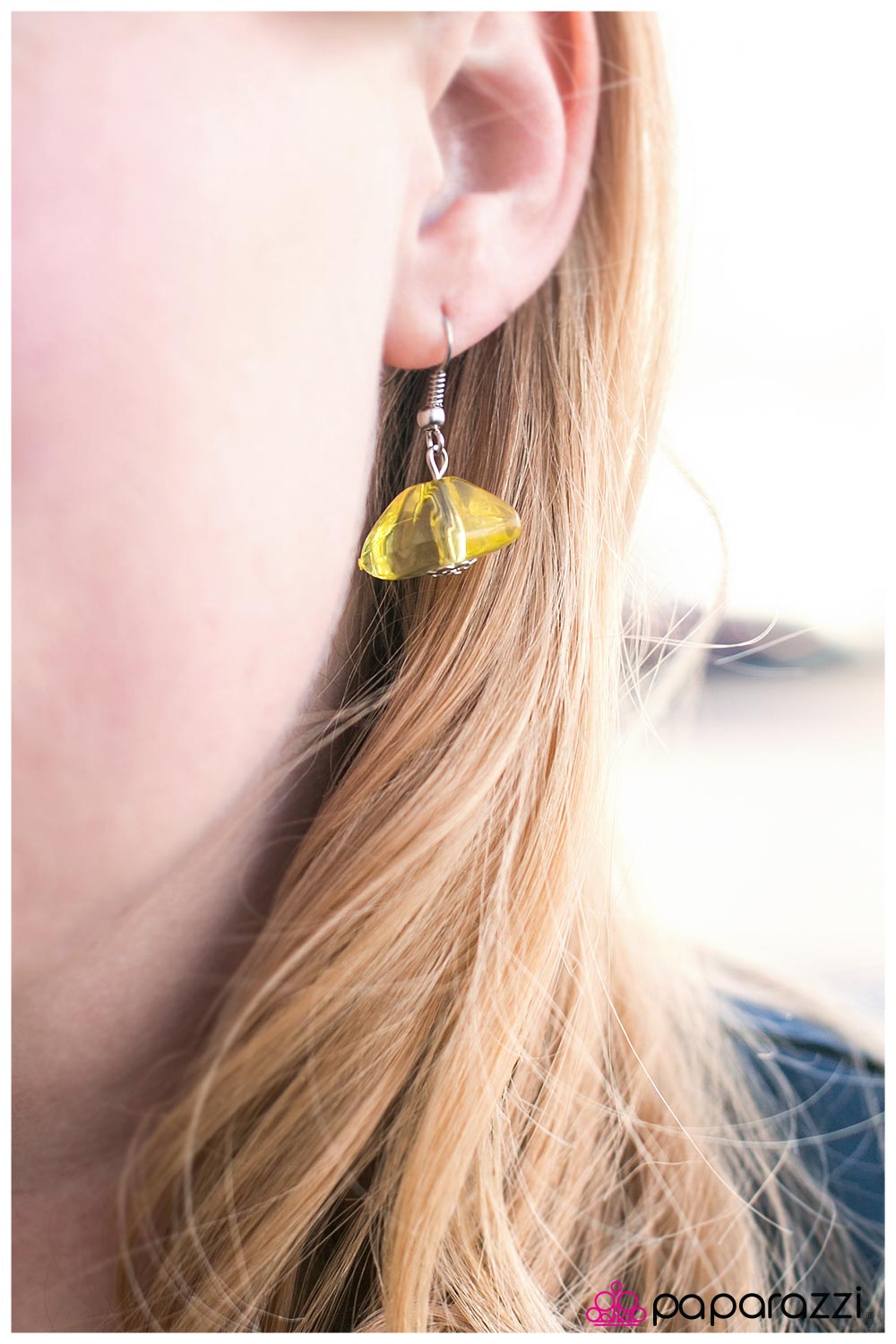 Paparazzi ♥ Cant Take My Eyes Off Of You - Yellow ♥  Necklace